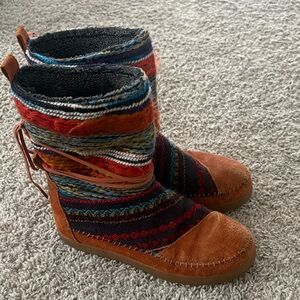 Toms Multicolor Knit Women's Winter Boots